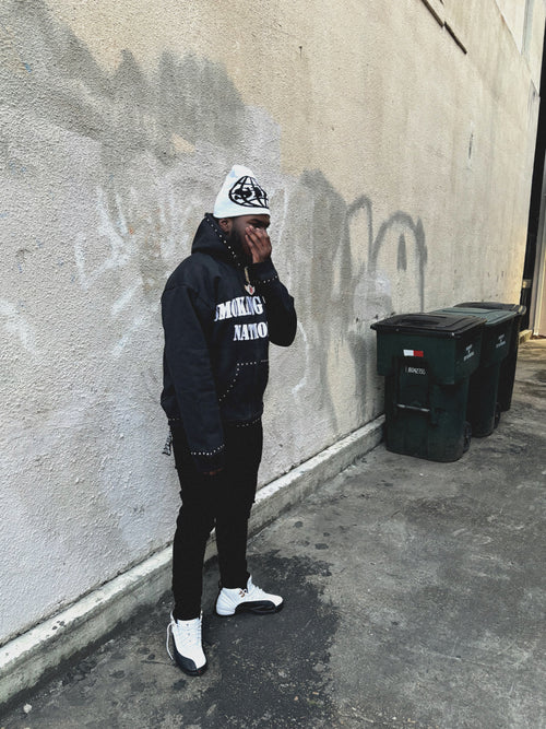 BLACK SDN SWEATER